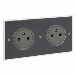 LEGRAND AR67032
